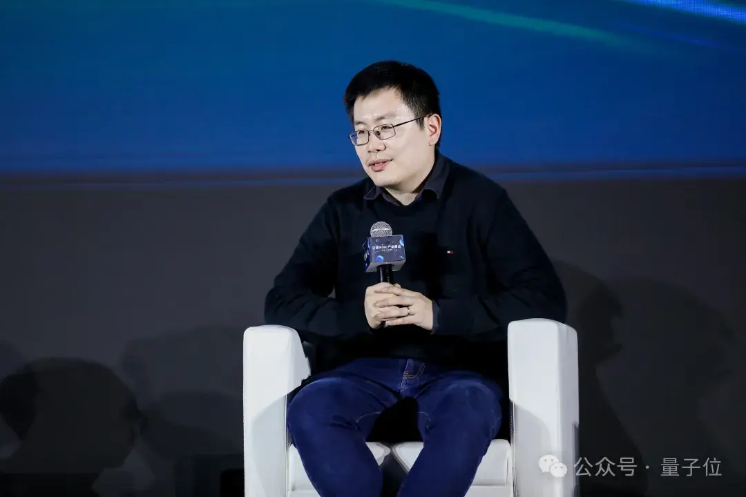 AIGC年度激辩:3轮交互内准确率95%以上才能真正应用| 中国AIGC产业峰会
