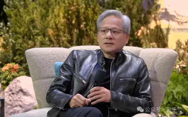奥特曼:o1仅仅是“推理模型的GPT-2”;黄仁勋:我给你加速50倍