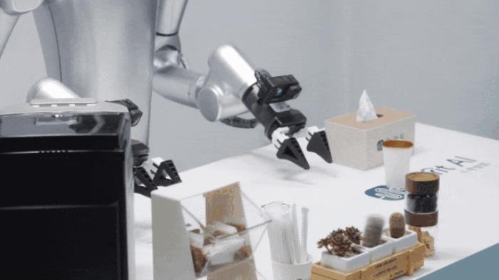 千寻智能高阳:RobotGPT-1阶段已至,4年后达到3.5阶段 | MEET 2025