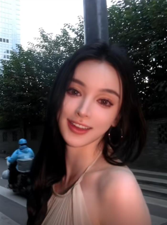 美院聋哑女生因长相太完美被质疑 本人发声：残疾不是剧本、AI脸不是焦点